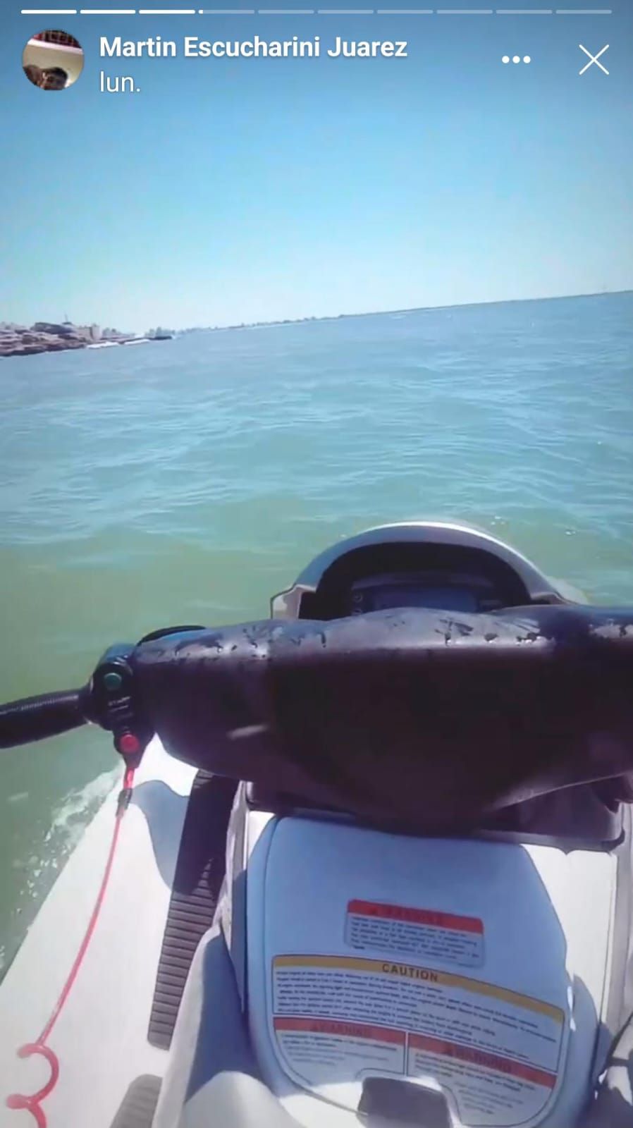 Jet ski en la Costa Atlántica: story de Escucharini en Instagram