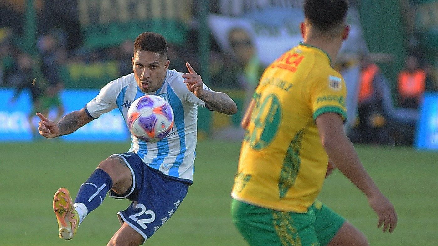 Paolo Guerrero solo permaneció seis meses en Racing y pudo enfrentar a Defensa y Justicia por la Liga Profesional Argentina.