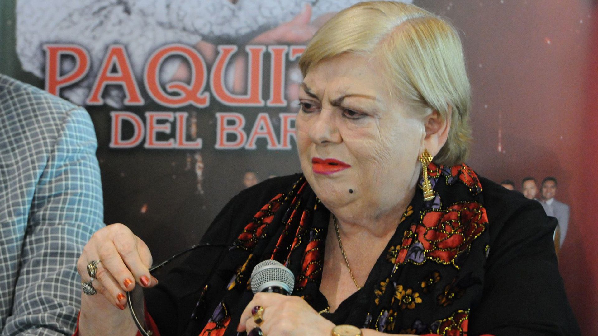 Paquita no tendría problema en mantener a su novio