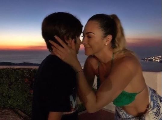 Aracely Arámbula les explicó a sus hijos que las hijas de Paloma Cuevas no tienen la culpa de nada