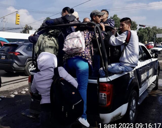 Tras nueve horas de bloqueo, transportistas liberan la autopista México-Pachuca