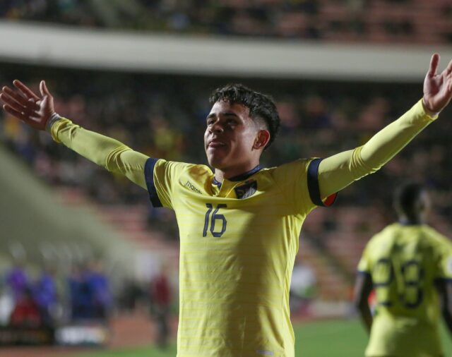 1-2. El joven Páez, de 16 años, y Rodríguez firman la victoria de Ecuador ante Bolivia