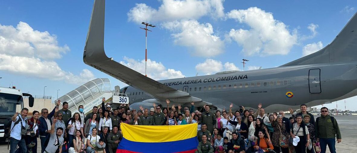 Despegó el segundo avión que traerá un grupo de 110 colombianos desde Israel