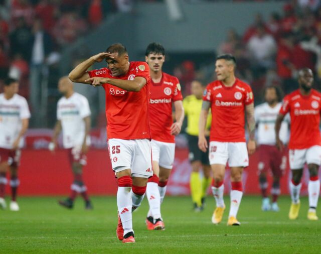 Inter de Porto Alegre iguala 1-1 al Fluminense y buscan la final de la Copa Libertadores