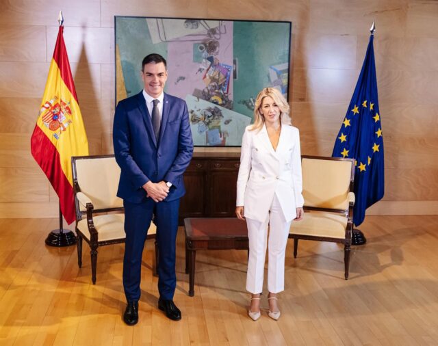 Sumar quiere tener un pacto de Gobierno con Pedro Sánchez antes de que acabe octubre: las posiciones siguen alejadas en el “ámbito social”