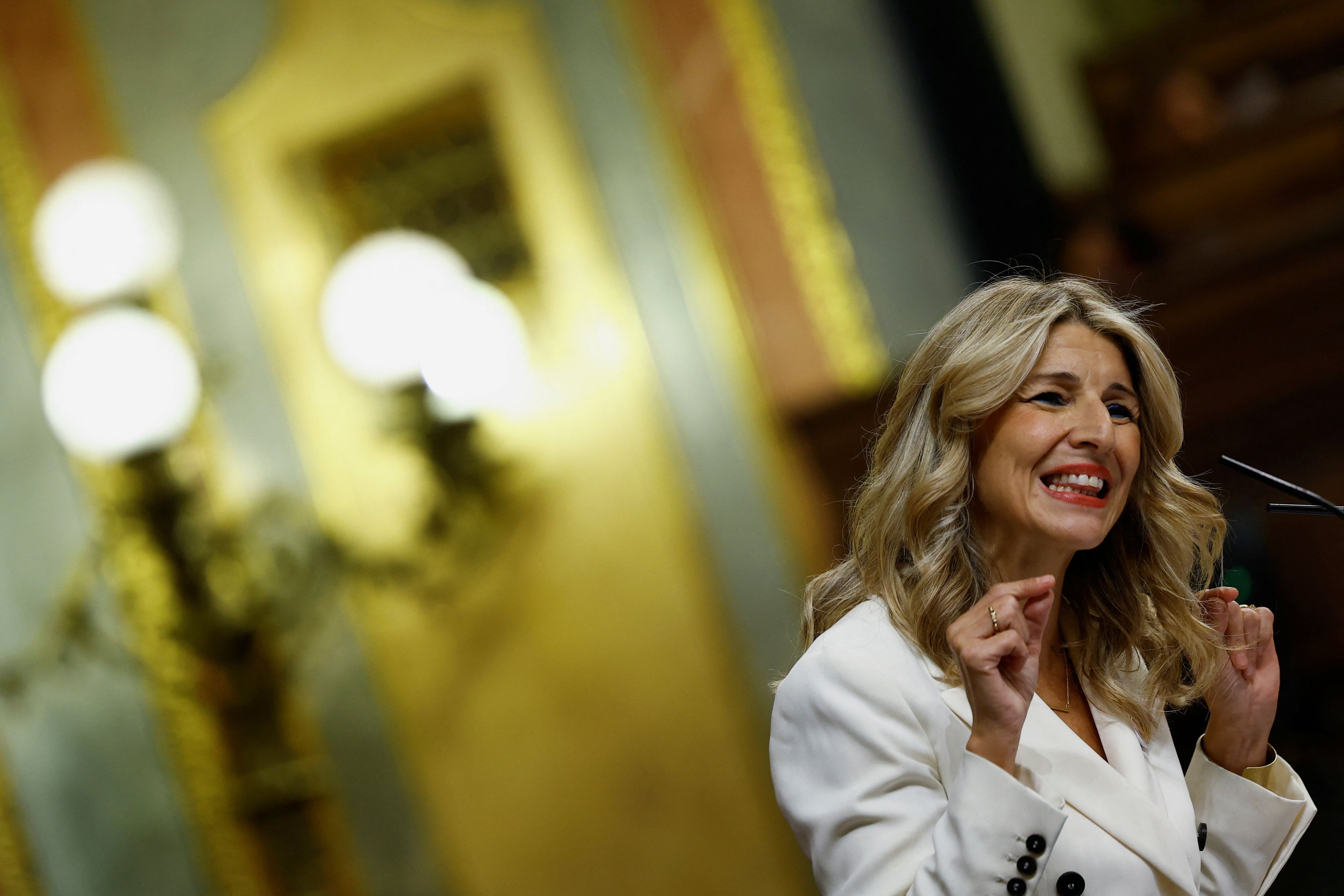 Yolanda Díaz, en la sesión de investidura. (SUSANA VERA/REUTERS)