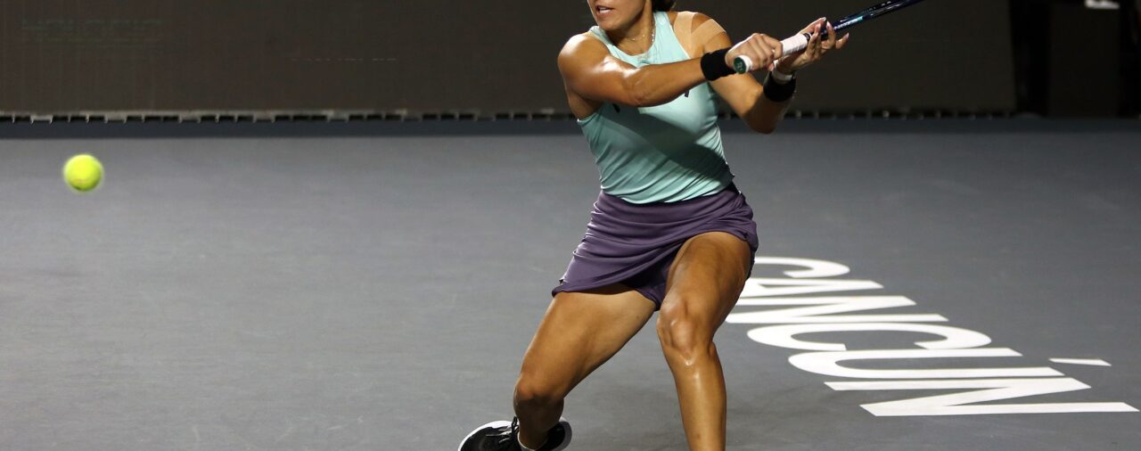 La estadounidense Pegula vence a Sakkari y accede a las semifinales con paso perfecto