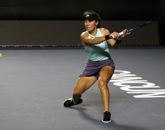 La estadounidense Pegula vence a Sakkari y accede a las semifinales con paso perfecto