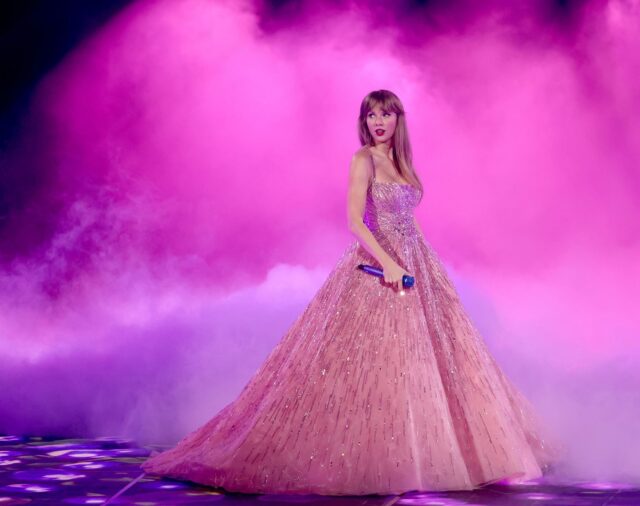 La pasarela de Taylor Swift: los detalles de la exclusiva colección de vestidos que la cantante trae a la Argentina