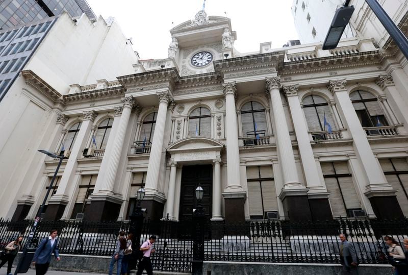 El BCRA ajustó por última vez la tasa de los plazos fijos en octubre tras el IPC de septiembre. REUTERS