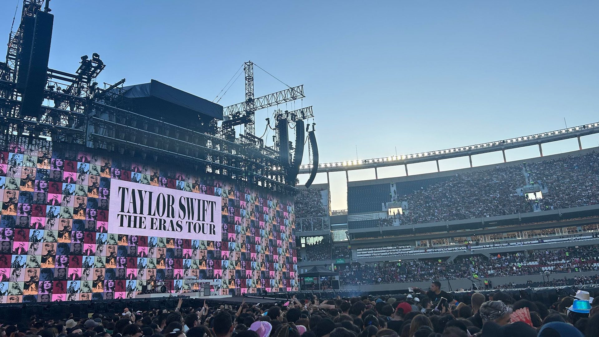 Taylor Swift 11-11