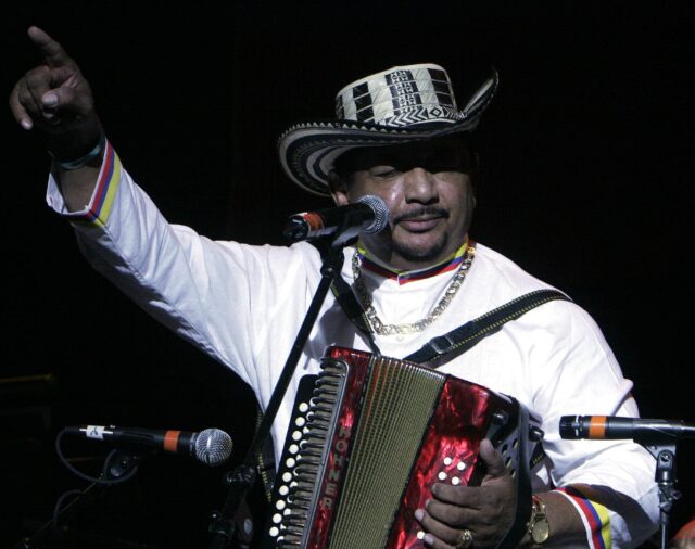 Fallece el cantautor colombiano de música vallenata Lisandro Meza