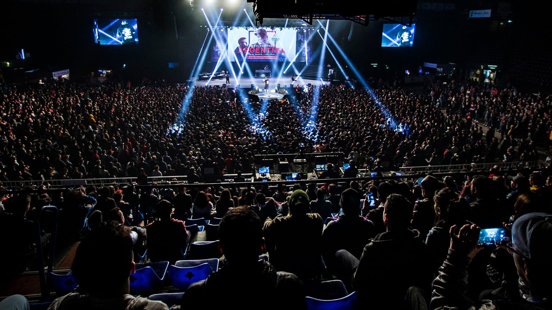 Spectators during Red Bull Batalla de Los Gallos 2018 National Final at Luna Park in Buenos Aires, Argentina on August 04, 2018 // Gustavo Cherro/Red Bull Content Pool // AP-1WGCA9N6H2111 // Usage for editorial use only // Please go to www.redbullcontentpool.com for further information. //