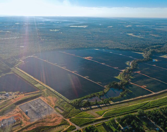 Qualitas Energy adquiere Heelstone, una compañía estadounidense de energías renovables