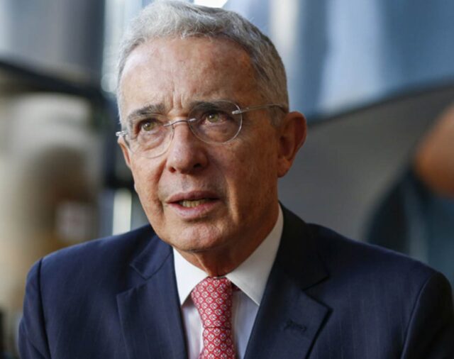 Álvaro Uribe habló de secuestro en caso de magistrados en la Corte Suprema y pidió al Gobierno seguridad