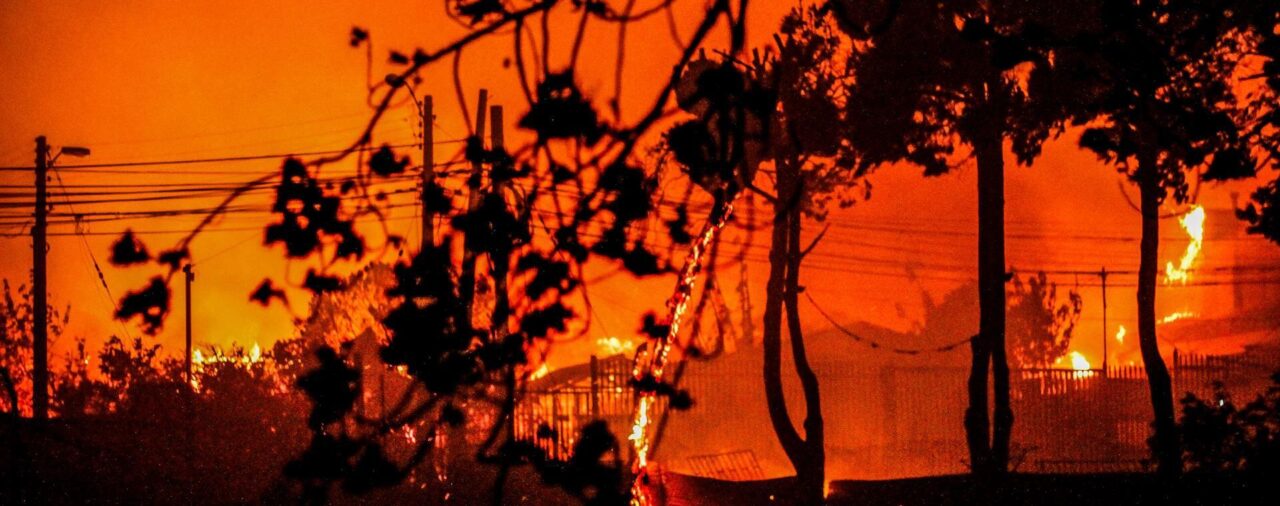 Ascienden a 51 los muertos por los incendios en Chile