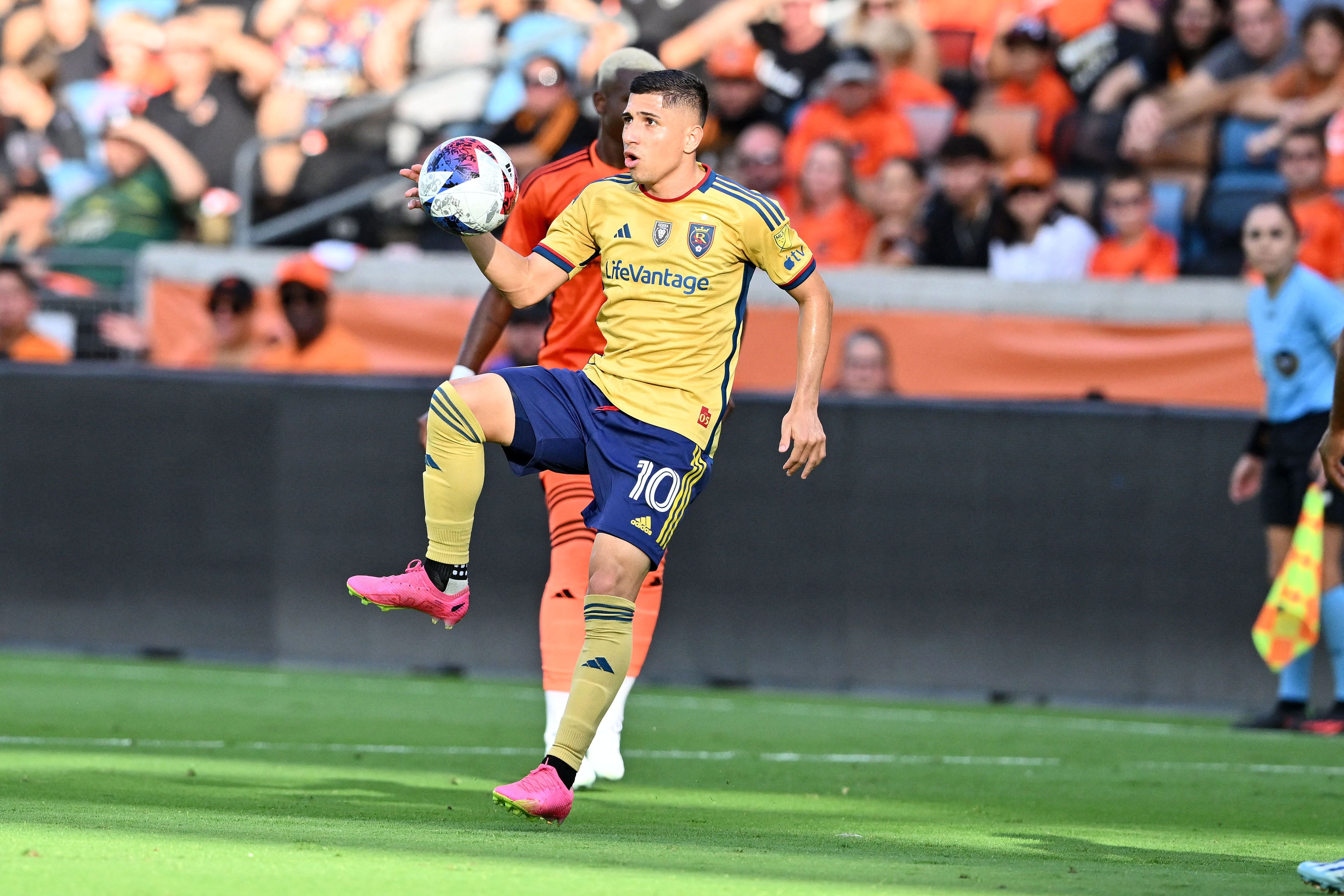 El venezolano Jefferson Savarino usó la número 10 en Real Salt Lake en 2023