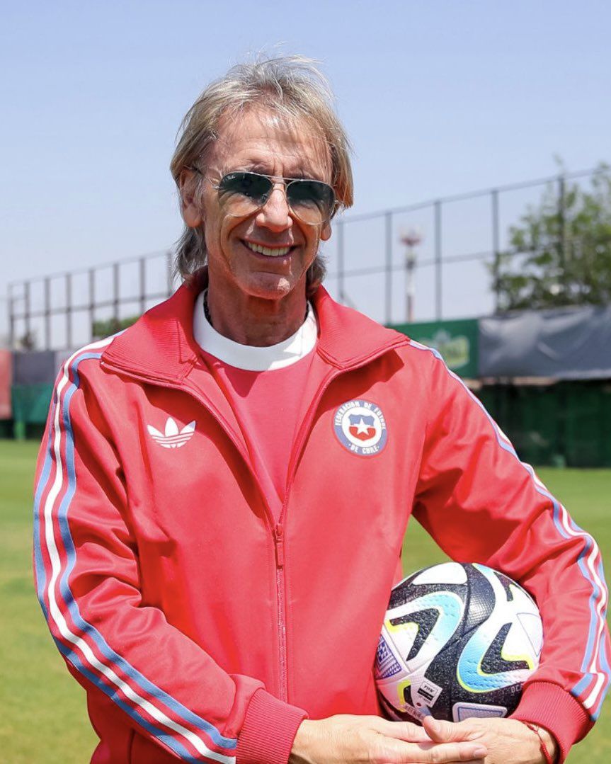 Ricardo Gareca asumió como DT de Chile y dará su primera lista de convocados en marzo para el amistoso con Francia.