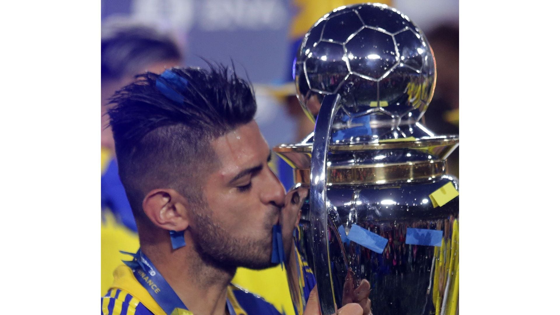 Carlos Zambrano conquistó cinco títulos en tres años con Boca Juniors.