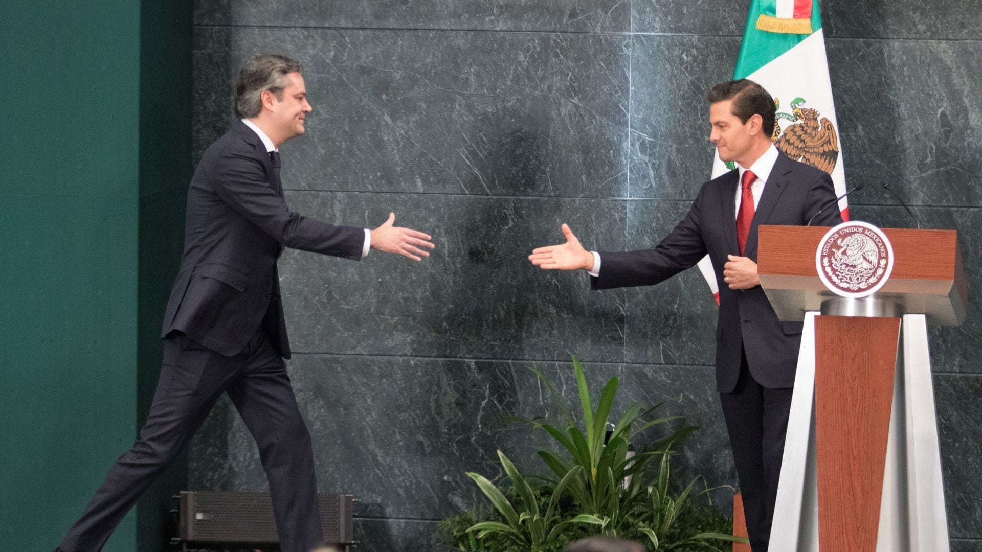Nuño Mayer estuvo en la campaña presidencial de Peña nieto y fue uno de los funcionarios relevantes para la imagen del Pacto por México. (Foto: Cuartoscuro)