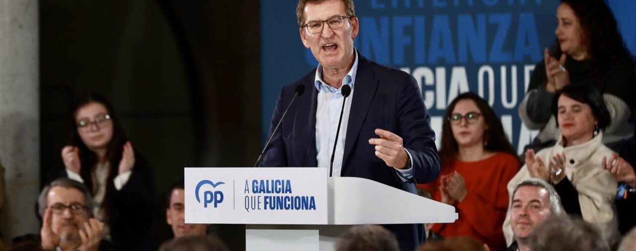 Feijóo reta al BNG a decir "si va a romper o no con Bildu", con un candidato "condenado", para las europeas