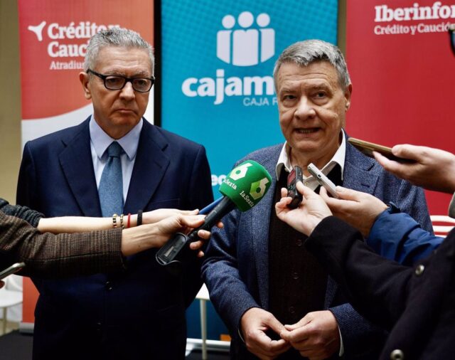 Jordi Sevilla aboga por "rebajar mucho el diapasón" en política y a la hora de abordar el conflicto catalán