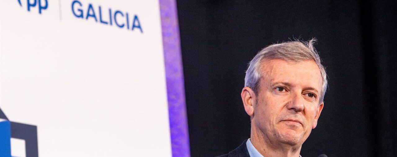 Rueda ironiza con que el CIS dé "algún diputado" al PP y acusa a BNG de "no condenar" la muerte de guardia civiles