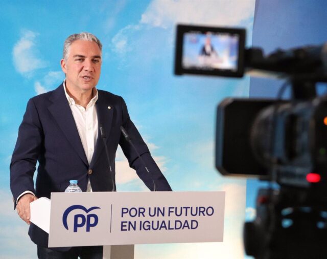 Bendodo dice que la trama estaba "incrustada" en PSOE y pregunta a socios del Gobierno si "van a apuntalar la corrupción