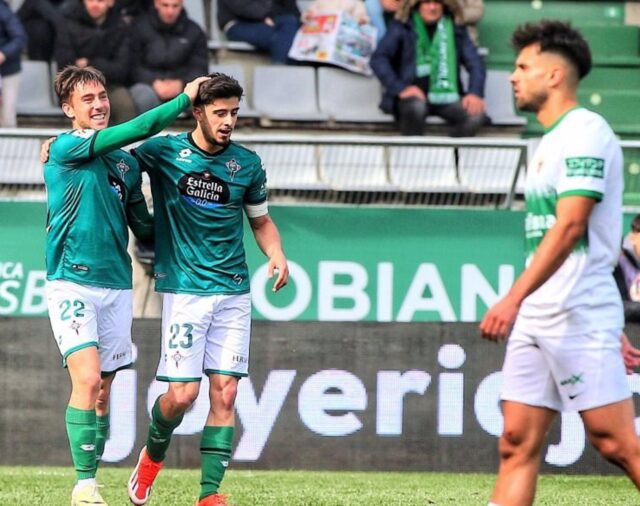 (Crónica) El Elche confirma su frenazo por el ascenso en A Malata