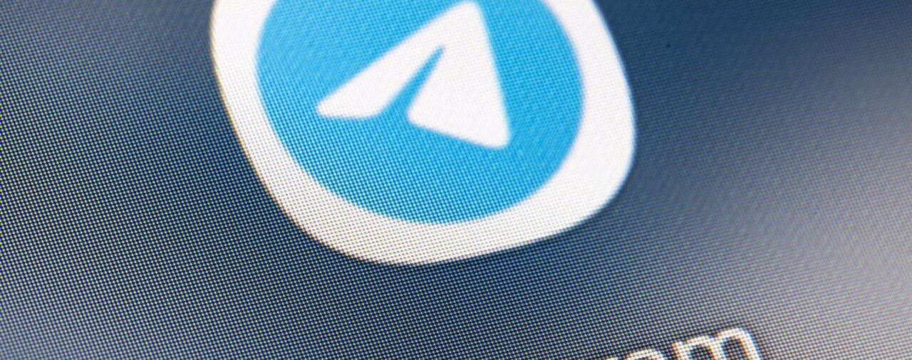 El juez Pedraz da tres horas a las operadoras para que suspendan Telegram en España