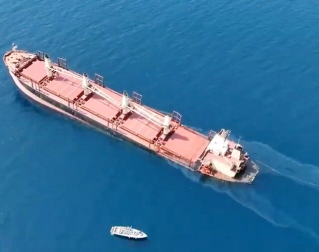 El Tesoro de EEUU sanciona a una empresa naval que financia ataques hutíes en el mar Rojo