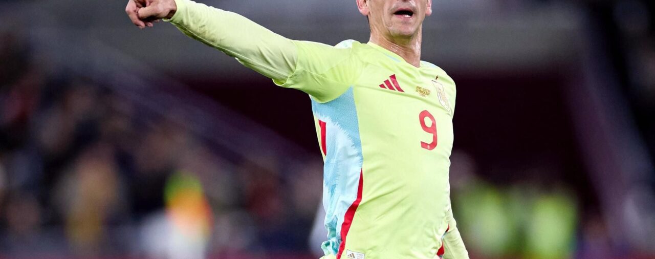 Gerard Moreno: "Hemos estado 40 minutos muy bien, el gol nos hace daño"