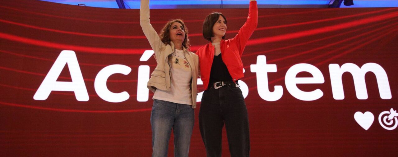 Montero augura que Morant será la primera presidenta de la Generalitat tras un "breve paréntesis" del actual gobierno