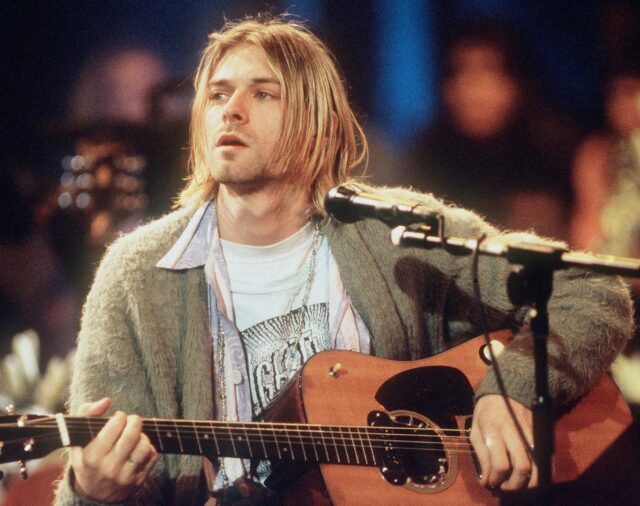 A los 7 dejó de ser feliz y a los 27 cumplió una trágica promesa: Kurt Cobain, la última leyenda del rock