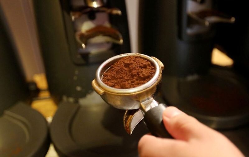 Este es el pequeño restaurante de colombianos que se hizo famoso en España por servir café de su propia finca en Risaralda