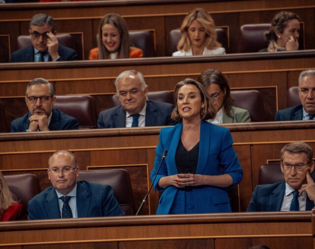 Gamarra sugiere que no citará ahora a Sánchez en la comisión del Senado sobre el 'caso Koldo': "Hoy solo es el inicio"