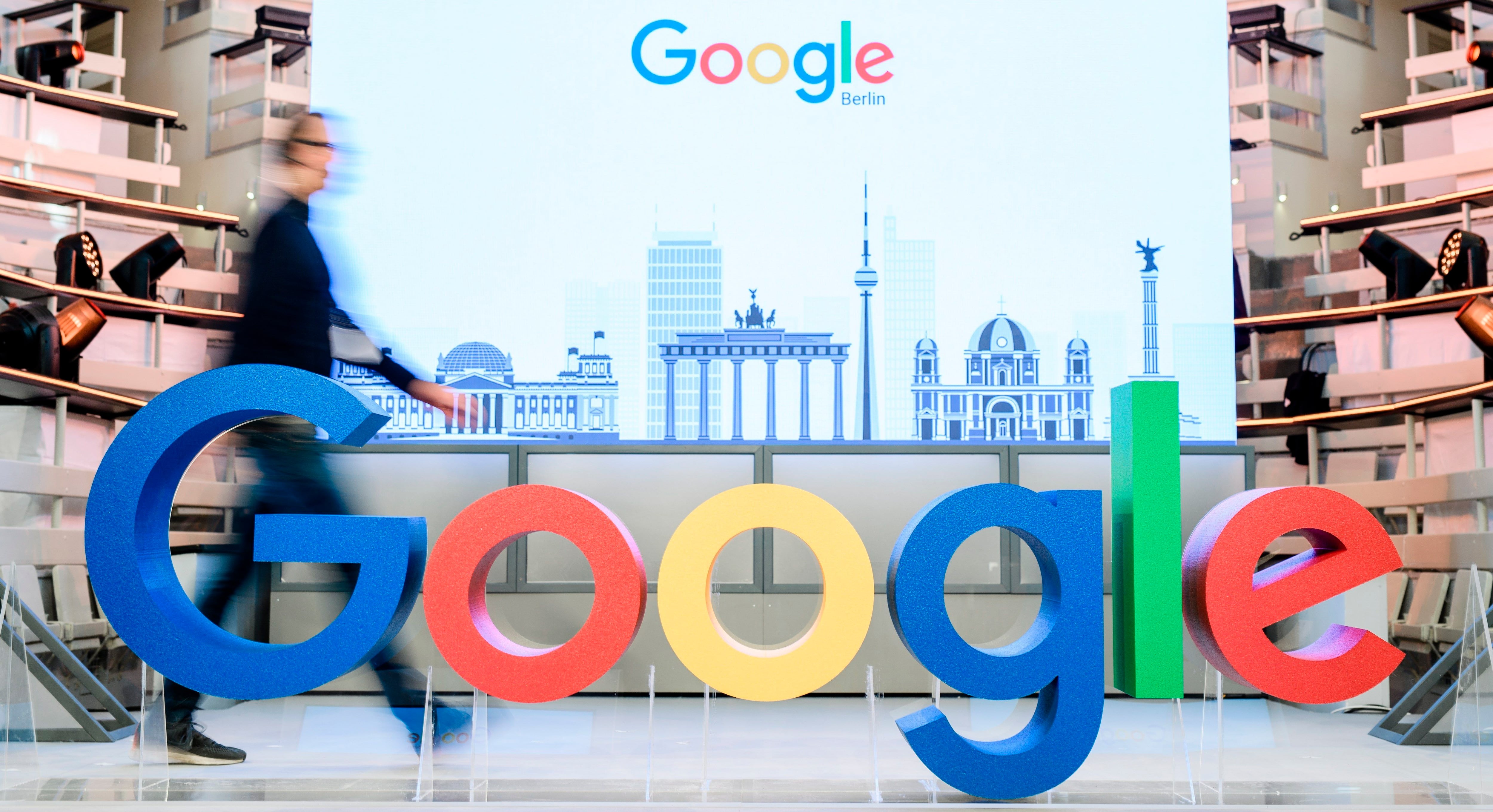 Hay un catálogo de más de 70 cursos completamente certificados y gratis - crédito EFE/Clemens Bilan