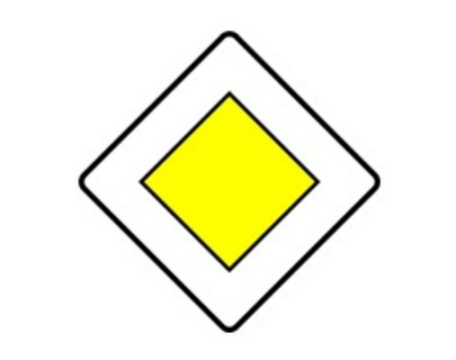 Qué significa la señal de la DGT que se parece a un huevo frito