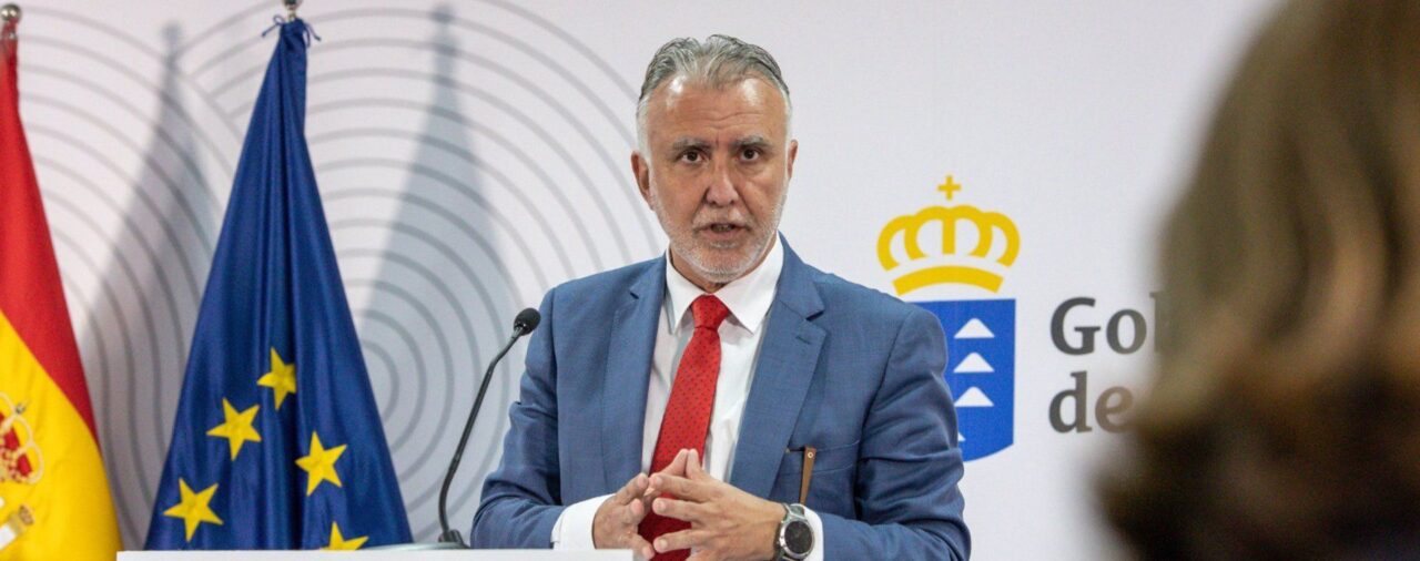 Torres emplaza a Canarias a una nueva reunión de la Subcomisión de Costas para resolver las "discrepancias"