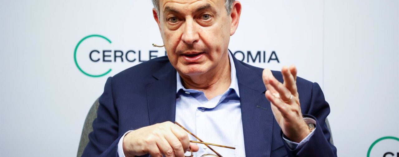 Zapatero insta a la UE a "no subarrendar su política exterior a la de EE.UU."