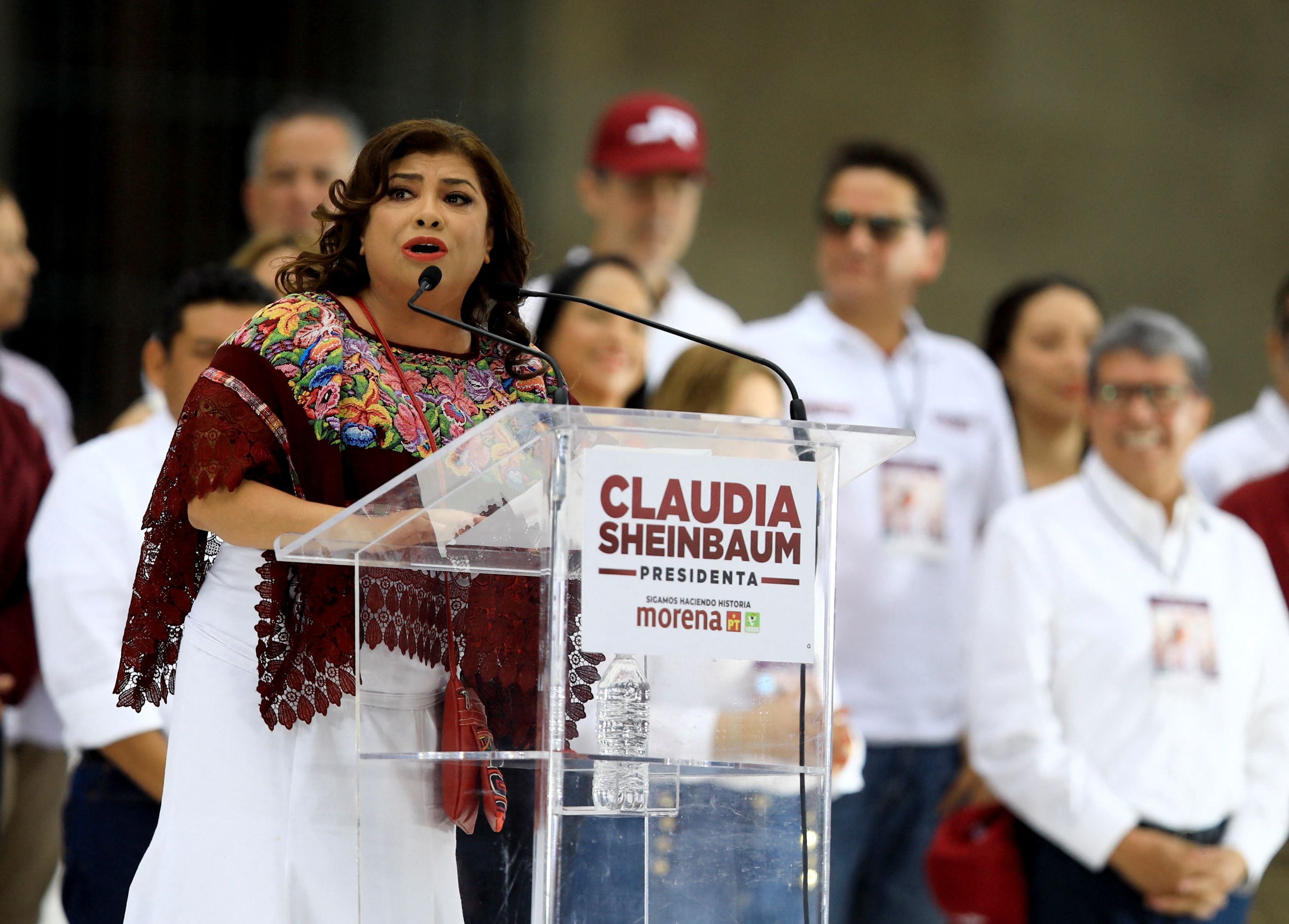 La candidata por la CDMX dio su mensaje en el Zócalo capitalino REUTERS/Raquel Cunha