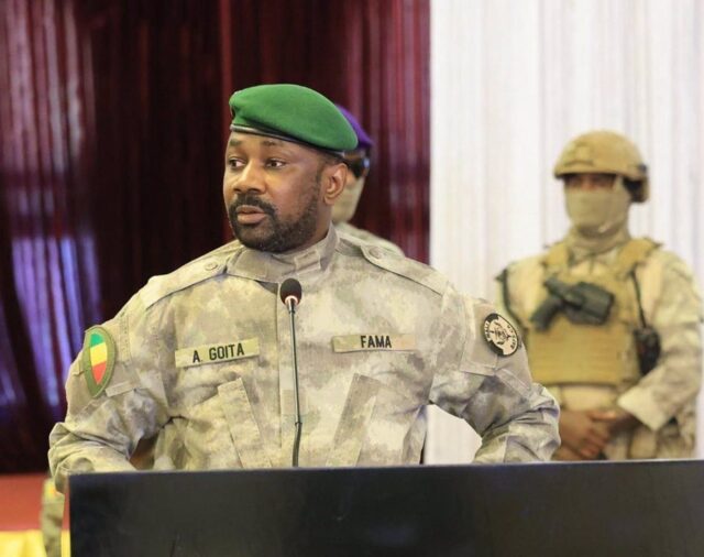 El diálogo impulsado por el líder de la junta militar de Malí recomienda ampliar de dos a cinco la transición