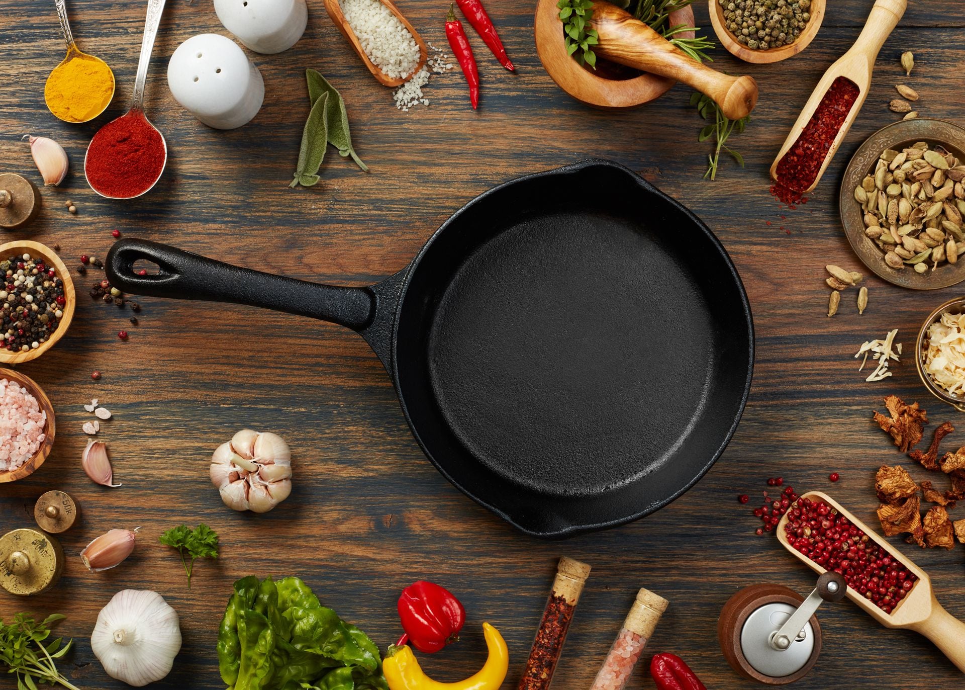 Las reversiones del locro incluyen adaptaciones veganas y gourmet, con ingredientes ahumados o carne wagyu, por ejemplo (Getty)