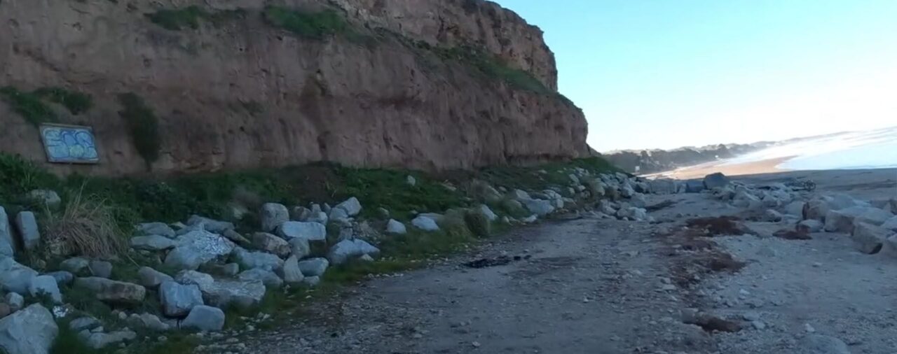 Hallaron el cuerpo de una mujer en los acantilados de Mar del Plata: investigan si fue un asesinato
