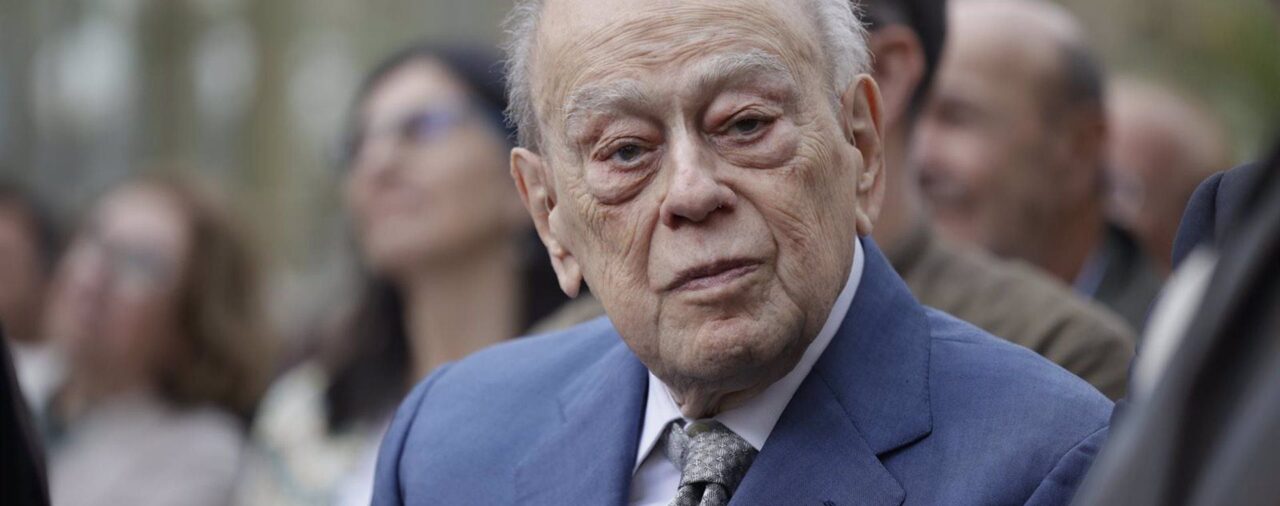 Jordi Pujol pide el voto para Puigdemont en el cierre de la campaña