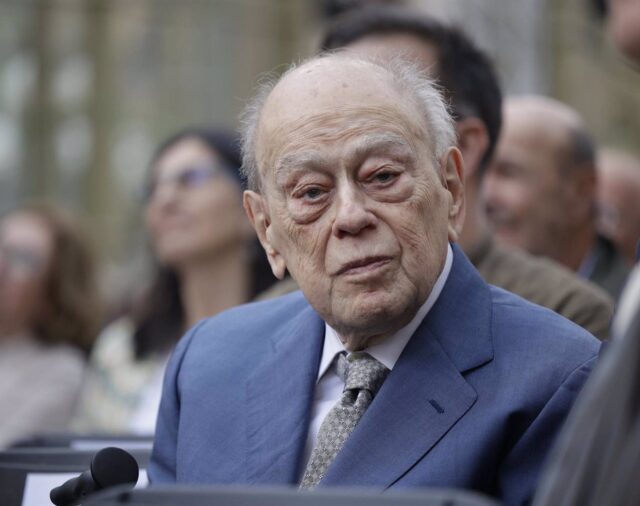 Jordi Pujol pide el voto para Puigdemont en el cierre de la campaña