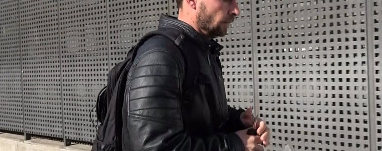 José María Almoguera guarda silencio tras las declaraciones de su madre