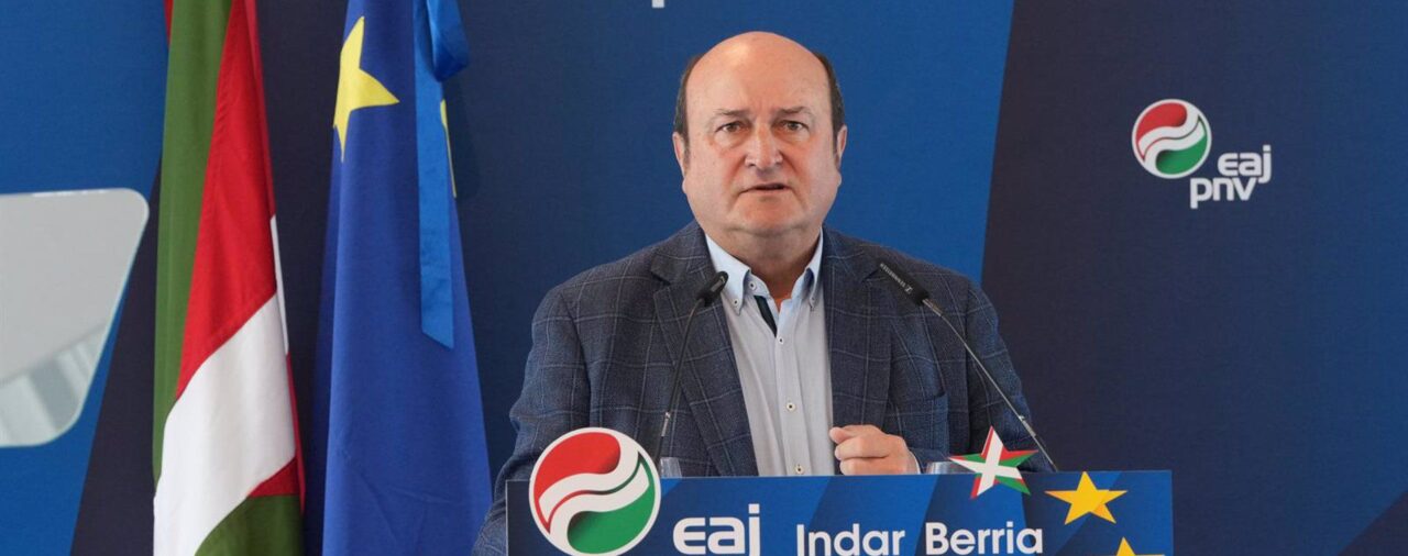 Ortuzar (PNV) llama a volcarse en las urnas por una "Europa equilibrada" frente "a ultras de derechas o izquierdas"