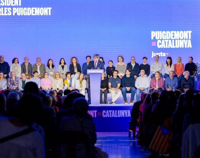 Puigdemont cree que Carnero (UGT) ha mostrado cuál sería "la cara" de Illa si es presidente