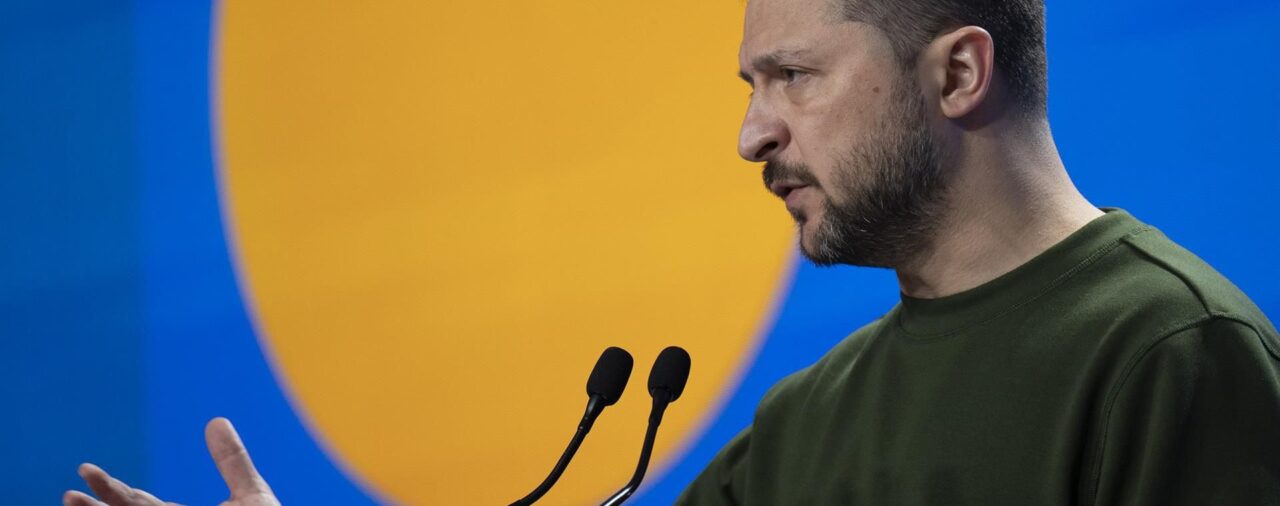 Zelenski reprocha a sus socios que "el anuncio de nuevos paquetes" no basta y pide que envíen armas a Ucrania